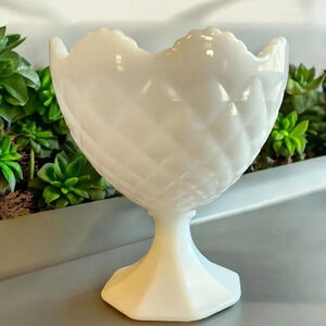 Vtg NAPCO 1184 White Milk Glass Compote Dessert Vase Goblet Clevland Ohio USA